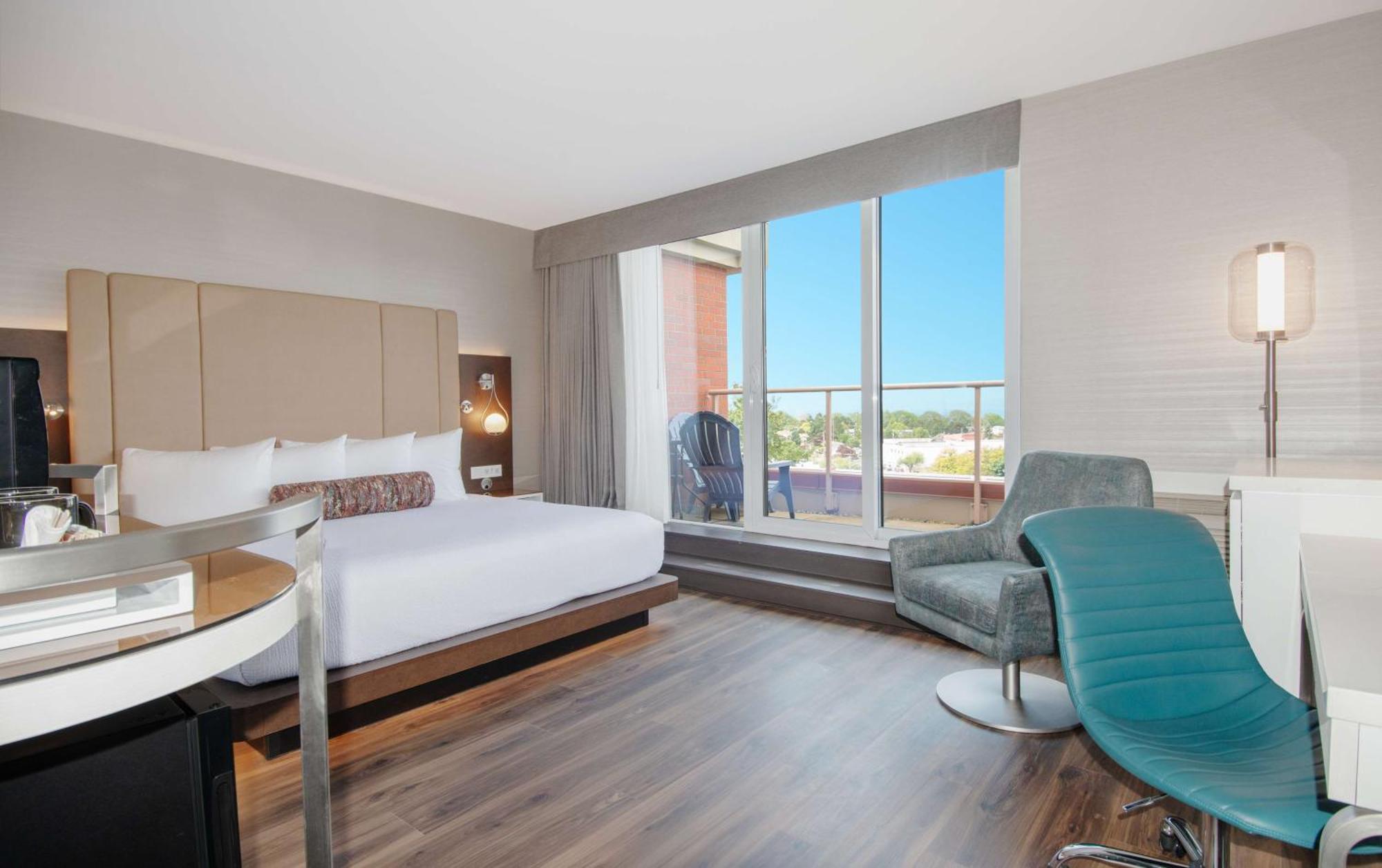 Coast Victoria Hotel & Marina By Apa Exterior foto